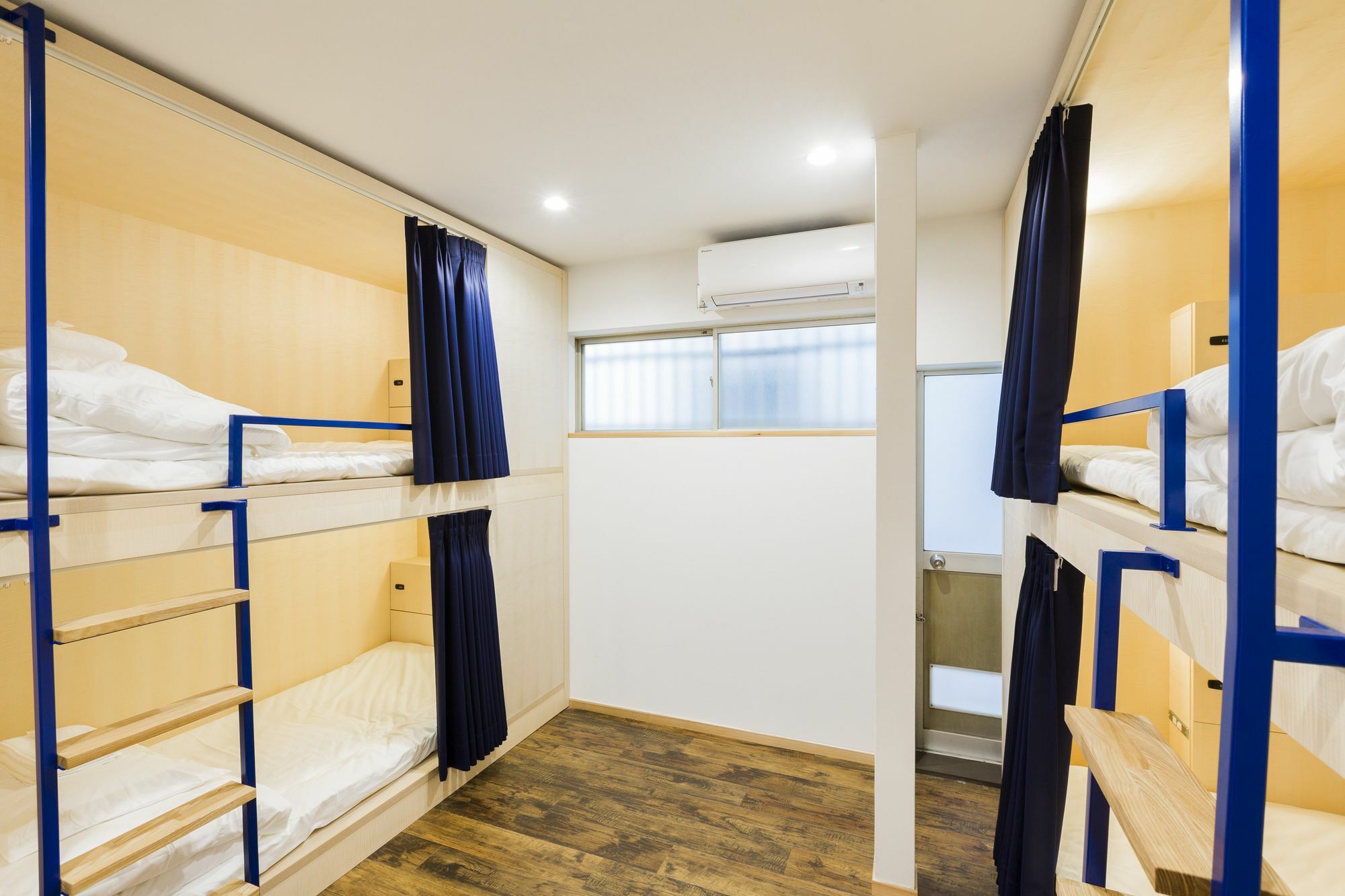 Osaka Guest House Doya Buitenkant foto